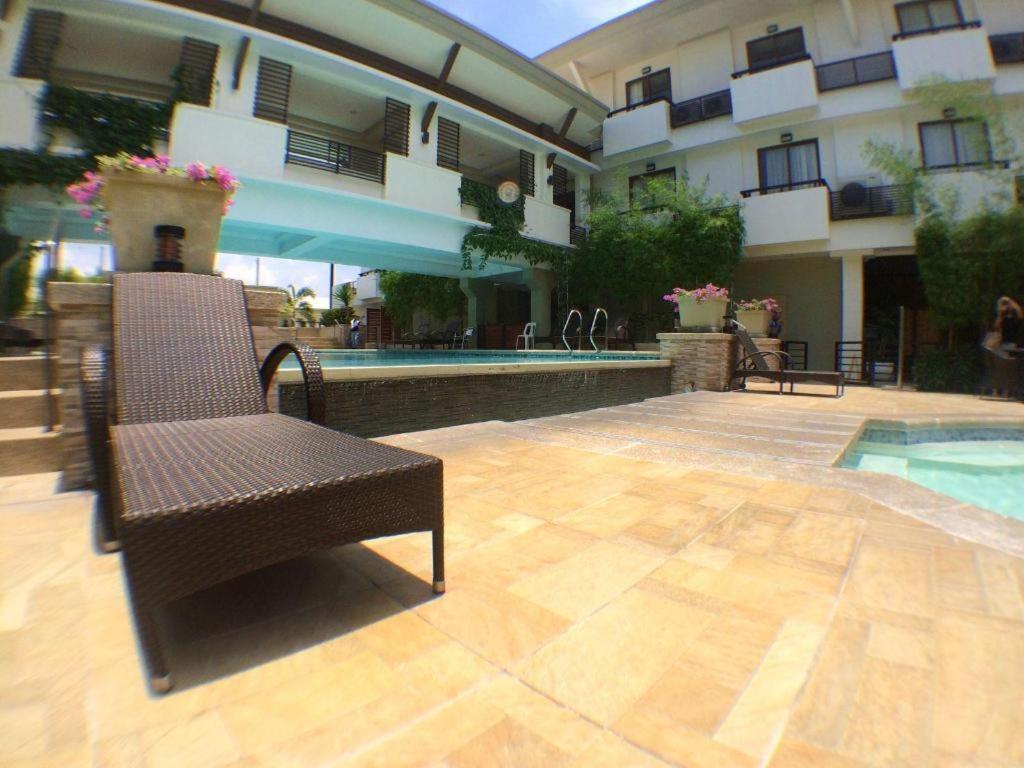 Mansion Garden Hotel Olongapo Luaran gambar