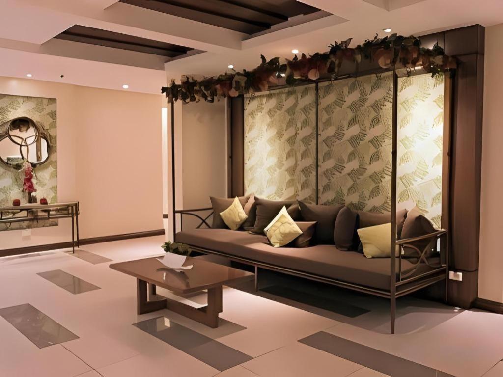 Mansion Garden Hotel Olongapo Luaran gambar